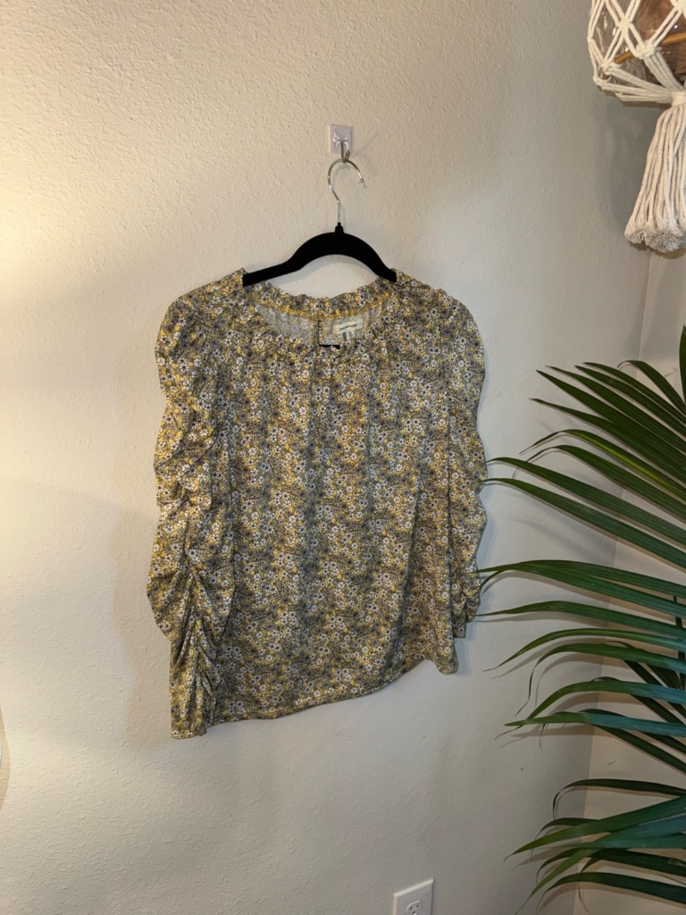 Max Studio Yellow Floral Ruched-Sleeve Blouse